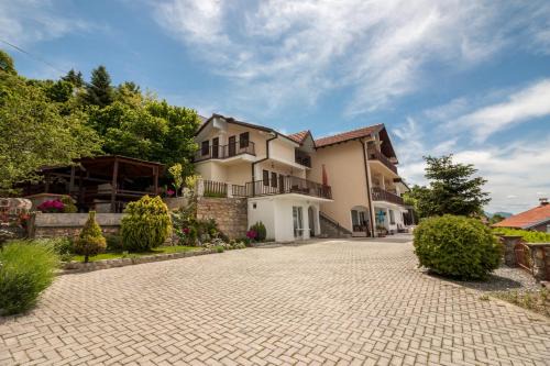 Ohrid Apartment | Oceanfront Apartments Koteski: Guest Rated 9.5/10