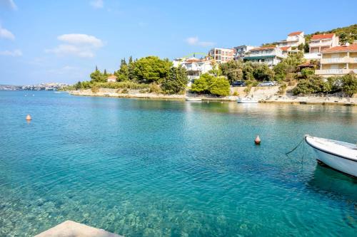 Dvornica Apartment | Guest Rated: 10/10 at Apartments Kresimir with Ocean Views