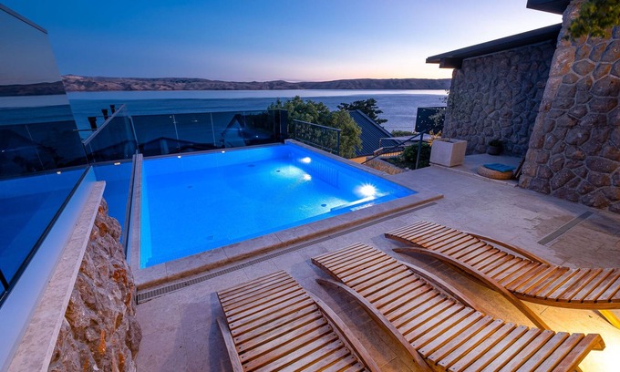 Cesarica Apartment | Oceanfront Apartments Matea with Infinity Pool & Amenities
