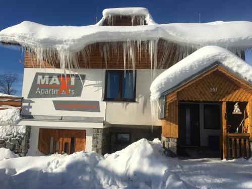 Strazne Apartment | Charming Oceanfront Stay at Apartments Maxi - Rated 9.3/10