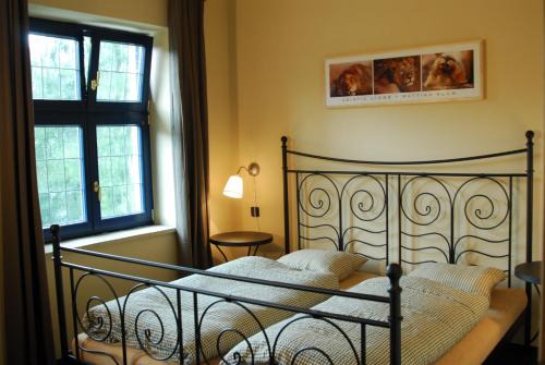 Marianske Lazne Apartment | Budget-Friendly Apartments Merlin with Family & Pet Amenities