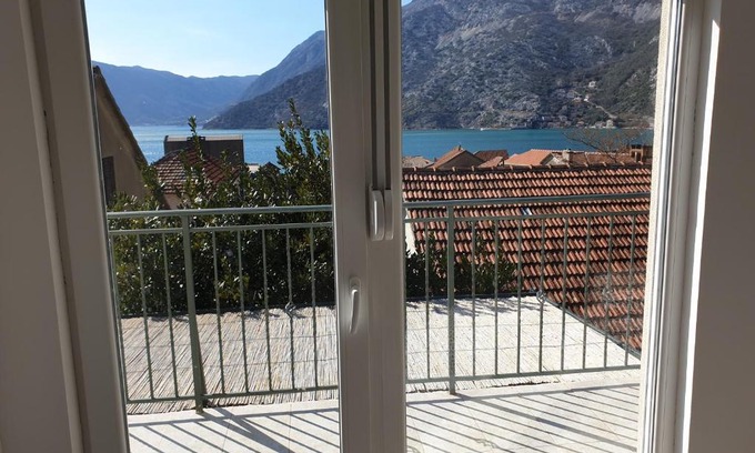 Risan Apartment | Family-Friendly Apartments Montenegro in Risan, Čučković