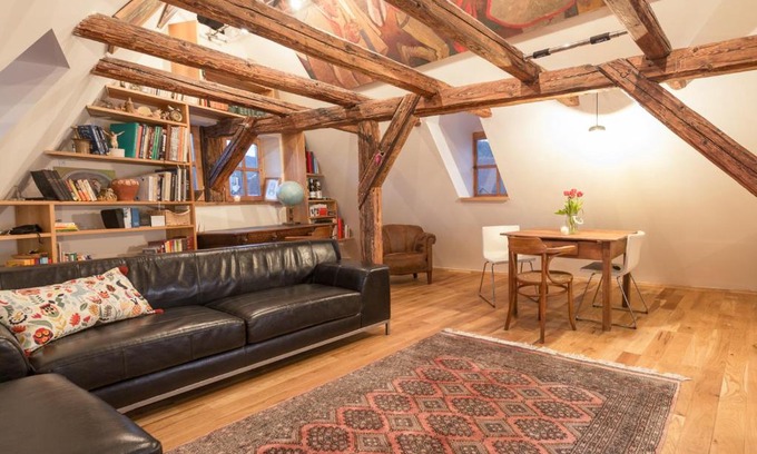 Loket Apartment | Discover Apartments No.59 Loket: Pet and Child Friendly Stay