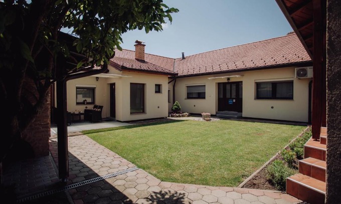 Bosnjaci Apartment | Pet-Friendly Apartments Peric in Županja - Rated 9.7/10