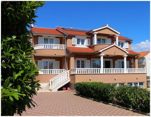 Primosten Apartment | Family-Friendly Apartments Rupe with High Guest Ratings