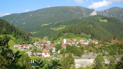 Luce Apartment | Guest Rated: Apartments Savinja - Pet & Child Friendly Stay