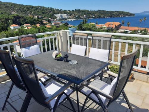 Lopud Island Apartment | Pet-Friendly Retreat: Apartments T & D with Top Reviews