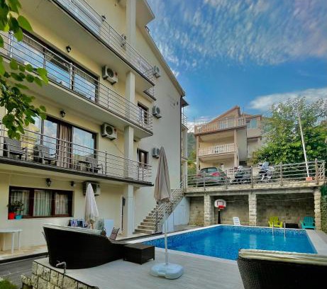Podmaine Apartment | Family-Friendly Apartments TP 777 with Pool & High Ratings