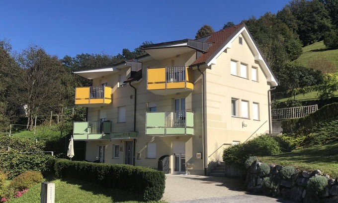 Lasko Apartment | Guest Rated 10/10 Apartments Veno: Spa & Breakfast Included