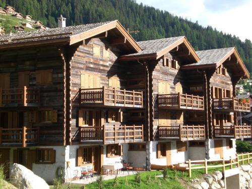 Grimentz Apartment | Family-Friendly Apartments Vieux Chalet with Top Ratings