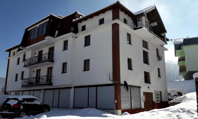 Babanovac Apartment | Cozy Apartments Vlašić: Family-Friendly Getaway Awaits