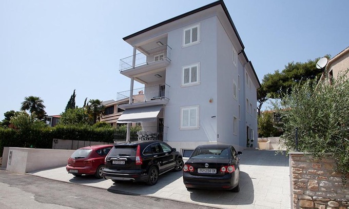 Borik Apartment | Family-Friendly Apartments with Parking in Rovinj, 9.7/10