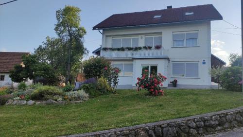 Slunj Apartment | Family-Friendly Apartments with Parking in Slunj, Plitvice