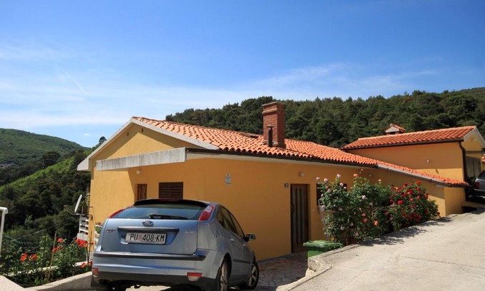 Rabac Apartment | Family-Friendly Apartments with Parking in Rabac, Labin