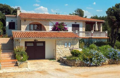 Barbat na Rabu Apartment | Comfortable Apartments with Parking in Barbat, Rab