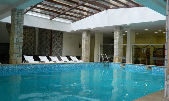 Shiligarnika Apartment | Cozy Apartments with Spa Near Ski Lift and Pool Access