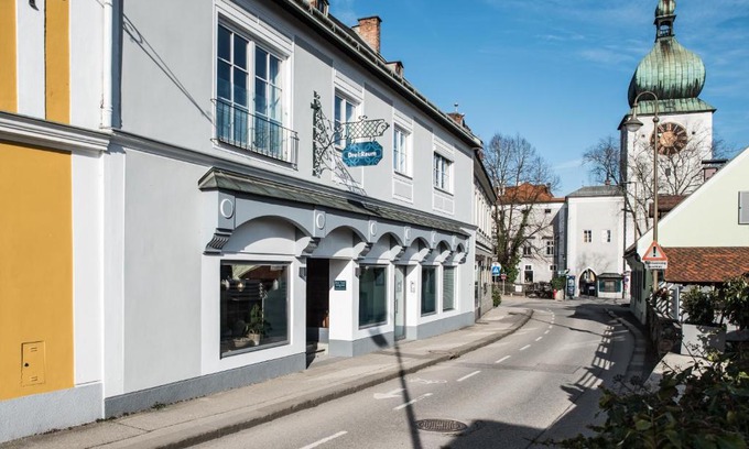 Waidhofen An Der Ybbs Apartment | Family-Friendly Apartments Zum Ybbsturm with Top Ratings