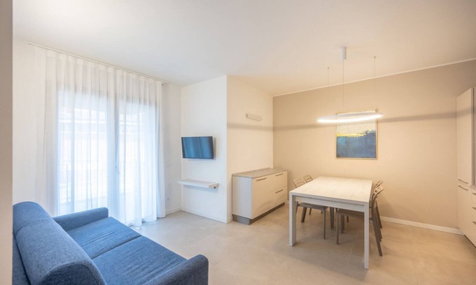 Garda Apartment | Idyllic Lake View Apartments at Residenza Eleonora