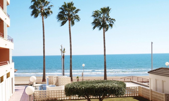 Oropesa del Mar Apartment | Ocean View ApartUP La Concha Beachfront - Rated 8/10