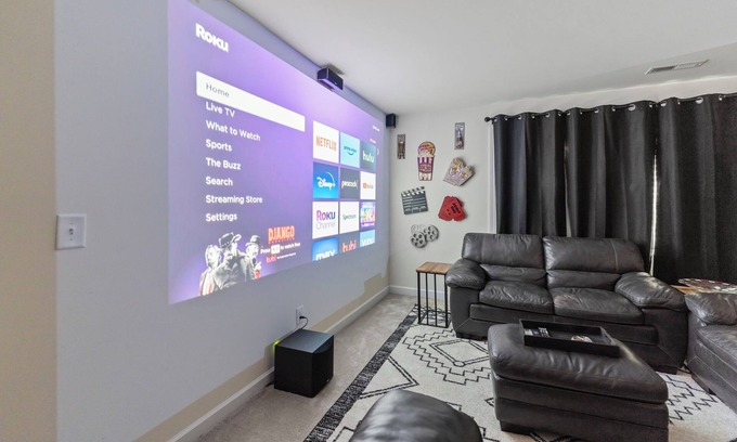 Apex House | Relaxing 4BR Retreat with Home Theatre & Pool Access!