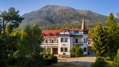 Stary Smokovec Hotel | Experience Villa Dr Szontagh: Pool, Spa & Top-Rated Stay