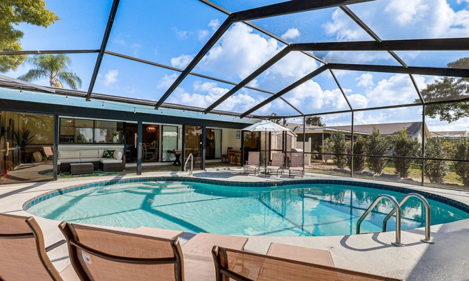 Apollo Beach House | Relaxing Apollo Beach Oasis with Heated Pool & Ocean Views