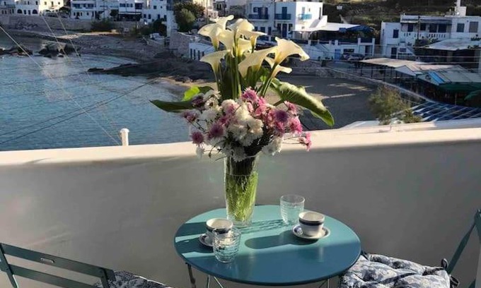 Apollonas Apartment | Experience Apollon Sunrise: Oceanfront & Pet Friendly Retreat