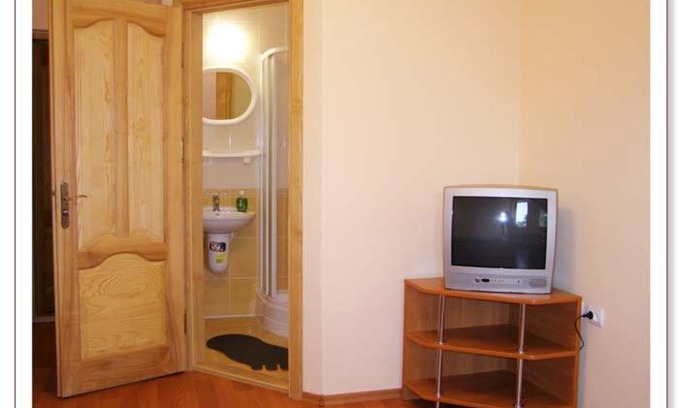 Mukachevo Hotel | Family-Friendly Getaway at Apollon with Great Amenities