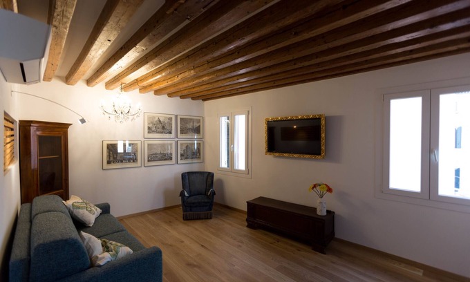 San Polo Apartment | Experience Aponalview Apartment: Top-Rated Family Getaway