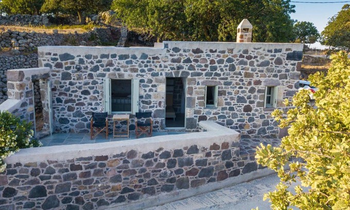 Nisyros Apartment | Experience Authenticity at Apostrophe Traditional Residence