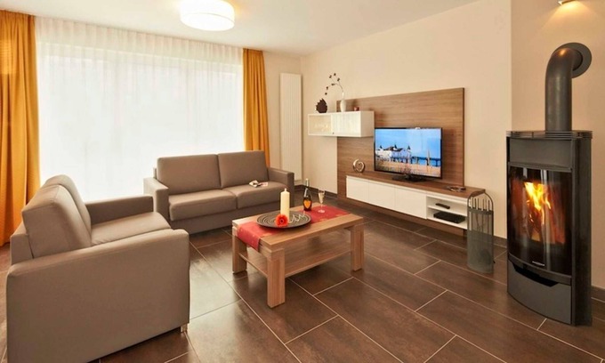 Seebad Bansin Apartment | Explore Dünenhaus Aurell: Oceanfront Bliss on Baltic Sea