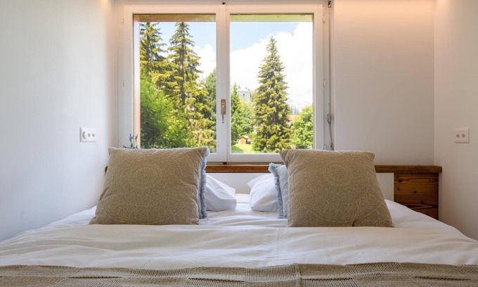 La Tzoumaz Apartment | Experience Comfort at App. Bellevue B 5.19 with Pool & Dining