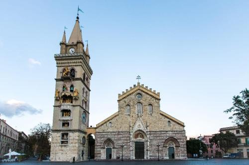 Messina House | Family-Friendly Affittacamere C Duomo Messina with High Ratings