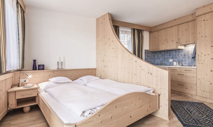 Schenna Apartment | Top-Rated App. PETER in Erlenbach, Schenna with Pool