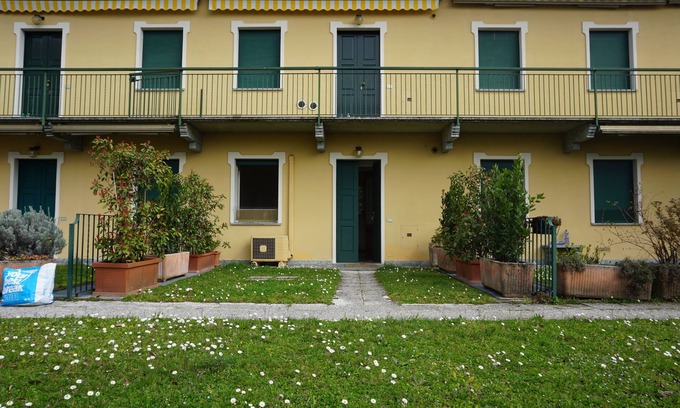 Bellagio Apartment | Garden Oasis with Free Wi-Fi and Pet-Friendly Perks