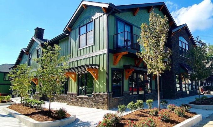 Blowing Rock Apartment | Discover the Appalachian at Main and Pine - Pet Friendly Haven