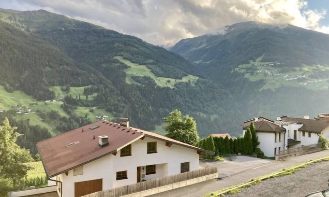 Fliess Apartment | Lake View Appart Vroni: Guest Rated 9.8 with Spa Access