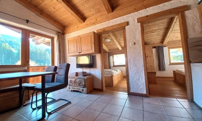 Scheffau am Wilden Kaiser Apartment | Family-Friendly Apartment for 4 at Scheffauerhof