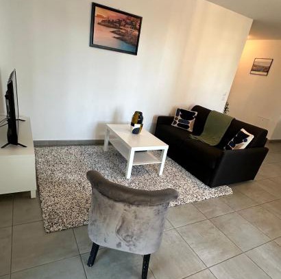 Euromed - La Joliette Apartment | Bright Family Retreat in 2nd Arrondissement with 3 Beds