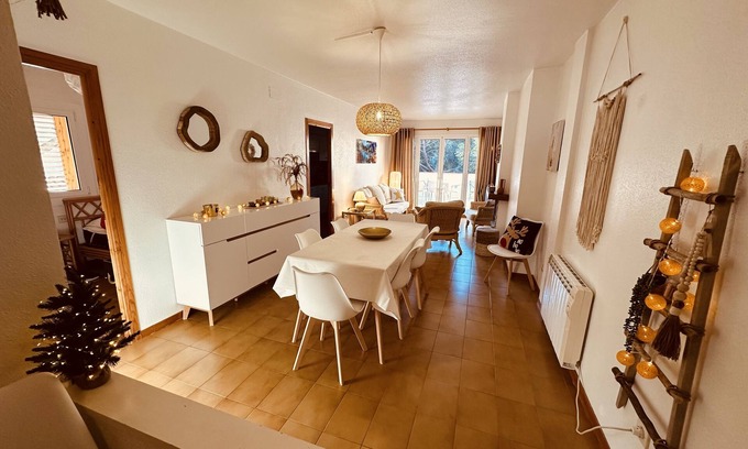 Platja d'Aro Apartment | Beachside Retreat with Pool & Private Parking Near Center