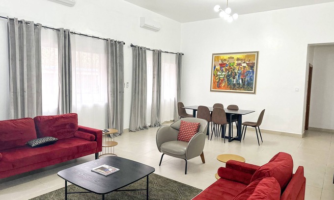 Gombe Apartment | Modern 2-Bedroom Apartment Steps from Rotana, Family-Friendly