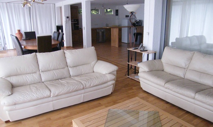 Suresnes Apartment | Spacious 3-Bedroom Apartment Near Paris with Kitchen Access