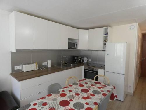 La Mongie Apartment | Cozy Appart for 4-6 Guests in La Mongie - Pet Friendly