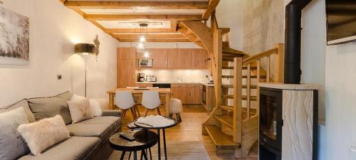 Le Praz Apartment | Inviting Appart for 6 by the Heart of Le Praz - Los Robles