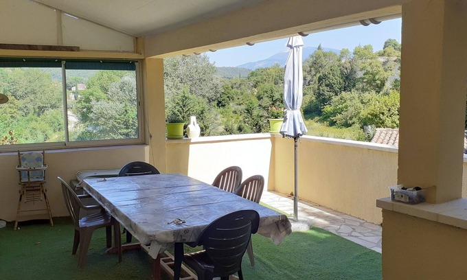 Vaison-la-Romaine Apartment | Ideal Appart with Pool & Garden in Vaison la Romaine