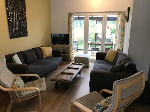 Namur Apartment | Ideal Family Retreat Near Namur City Center: Le Savoie