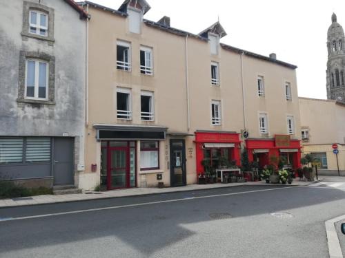 Saint-Laurent-sur-Sevre Apartment | Discover Appart-alma: Family-Friendly Retreat with Top Reviews
