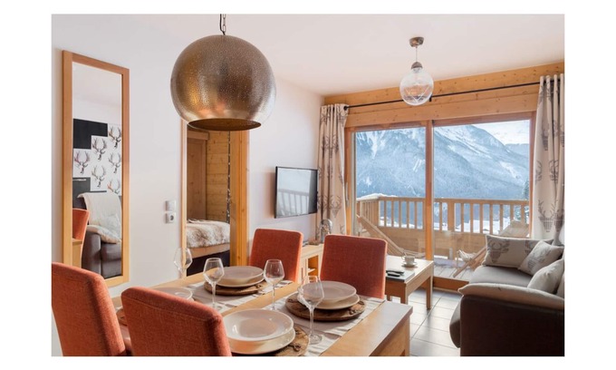 Champagny-en-Vanoise Apartment | Superb Appart****Champagny La Plagne - Ski Right Here!