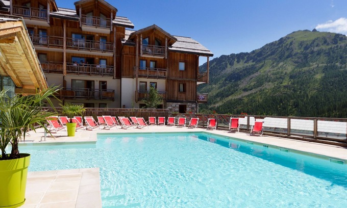 Montgenevre Condo | Comfortable Appart in Montgenèvre with Pool & Jacuzzi Access