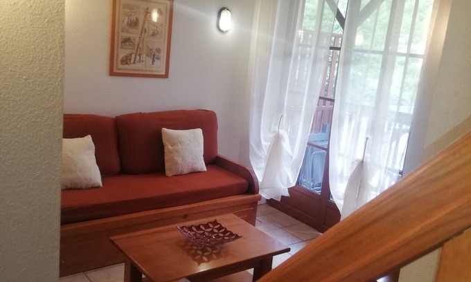 Cauterets Apartment | Cozy Duplex Near Cauterets with Spa and Pool Access